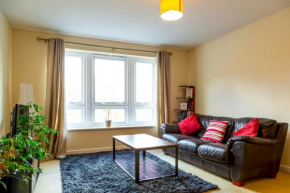 Pass the Keys Spacious & Cosy Central 1 Bed Apartment Parking